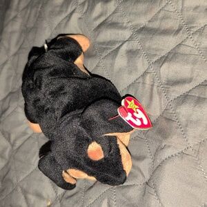 1996 Ty original Beanie Baby Doby the dog retired very rare
